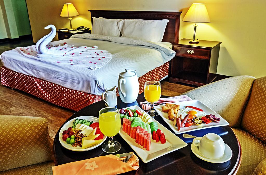Cassells Ghantoot Hotel & Resort Bagian luar foto