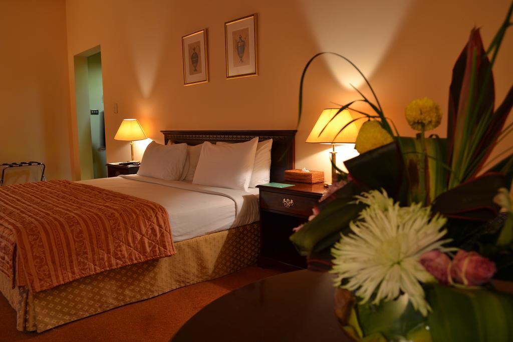 Cassells Ghantoot Hotel & Resort Bagian luar foto