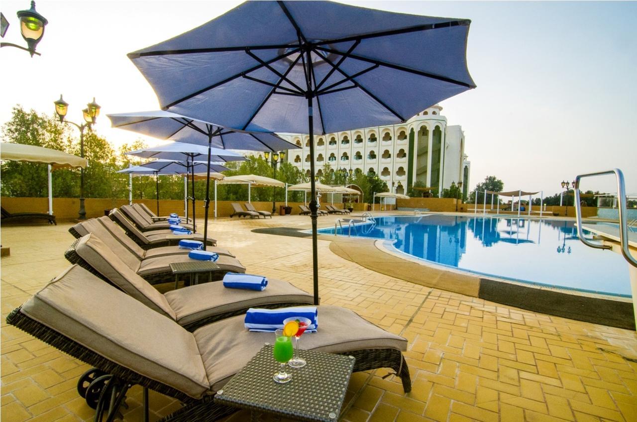 Cassells Ghantoot Hotel & Resort Bagian luar foto